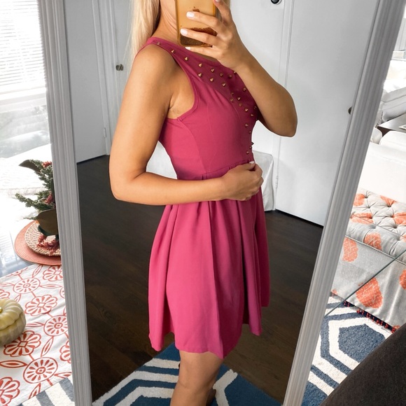 🍷 MISSGUIDED RASPBERRY RED STUDDED A-LINE DRESS! - Picture 3 of 10